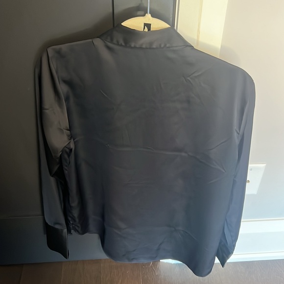Abercrombie Long-Sleeve Satin Button-Up Shirt - Size S - Black - Picture 5 of 5